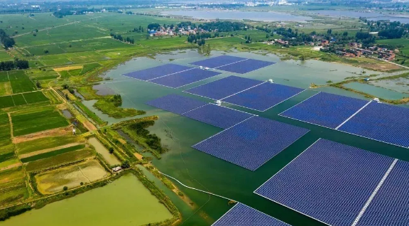 中國十三省最大光伏電站在這里！欽州康熙嶺的光伏電站能排上號了嗎？