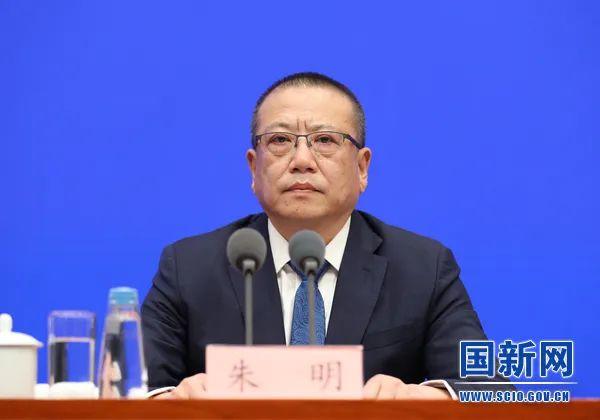 國家能源局：大力發(fā)展光伏發(fā)電、風(fēng)電等可再生能源；多管齊下解決消納問題